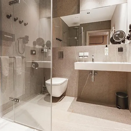 Hotel Qubus 4*