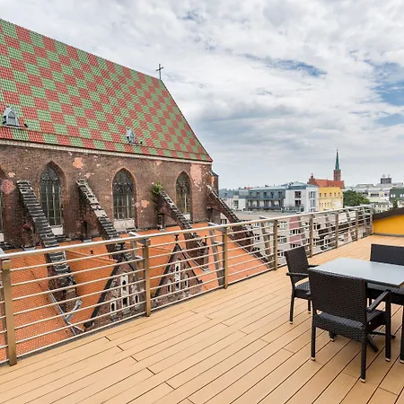 キューバス ブロツワフ 4*