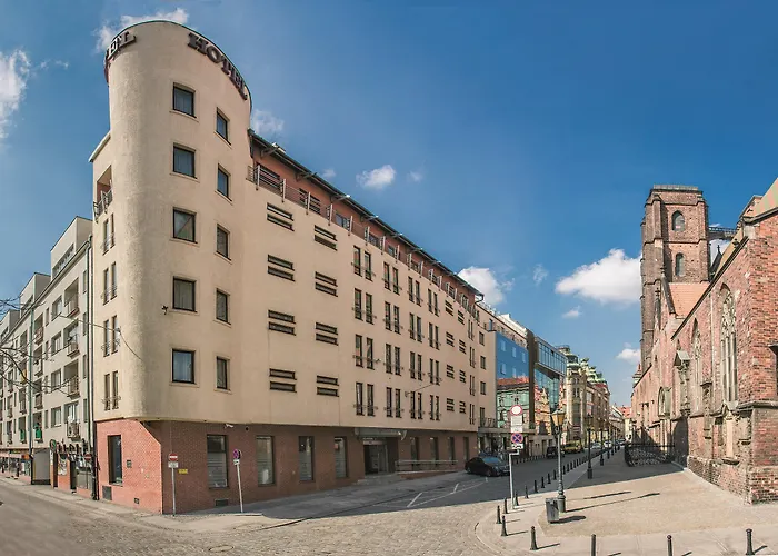 فندق Qubus فروتسواف