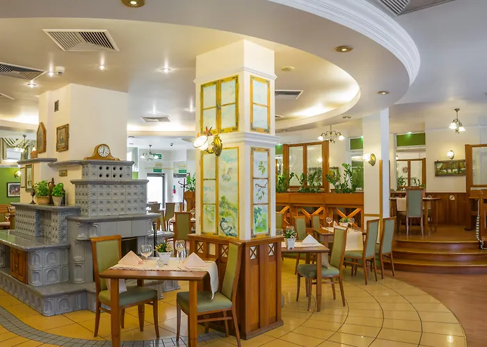 ホテル キューバス ブロツワフ 4*