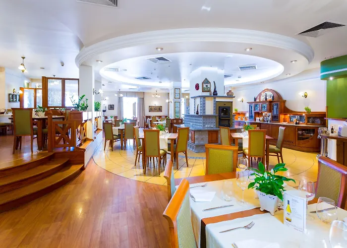 キューバス ブロツワフ 4*